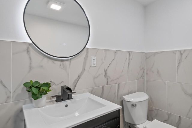 4629 N 77th STREET, Milwaukee, WI 53218