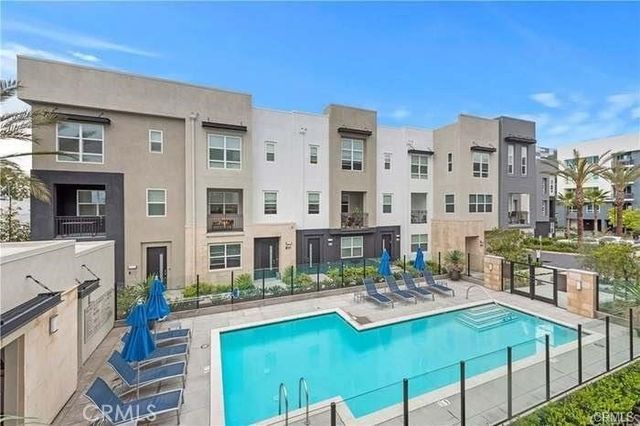 2218 Synergy, Irvine, CA 92614