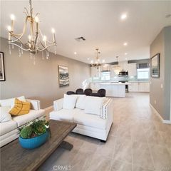 2218 Synergy, Irvine, CA 92614