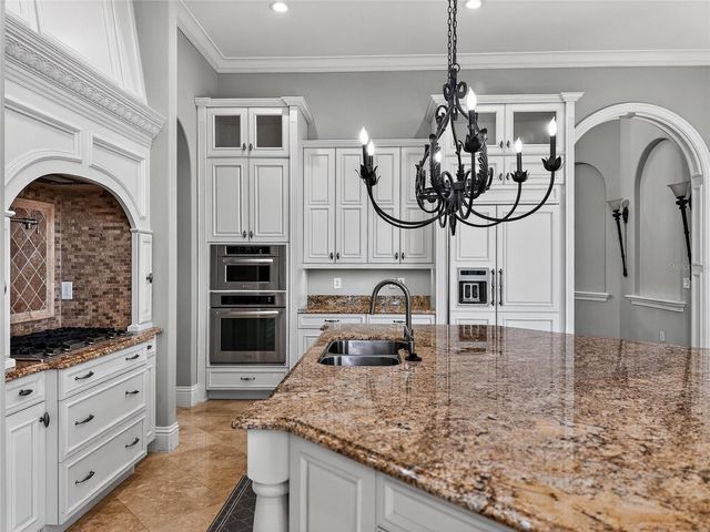 16152 VOLTERRA POINT, Bella Collina, FL 34756