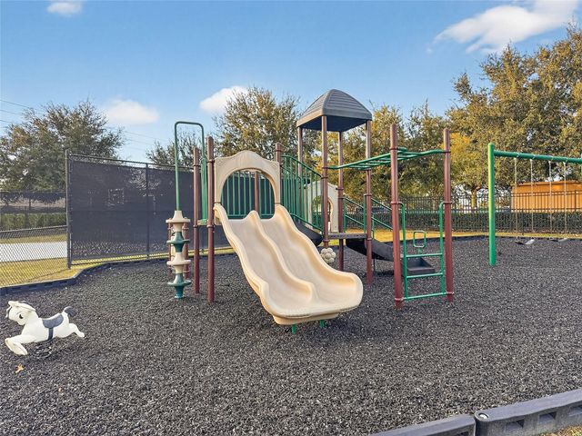 16152 VOLTERRA POINT, Bella Collina, FL 34756