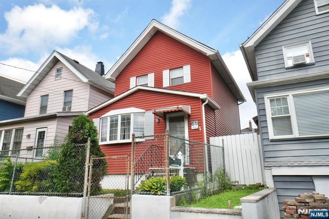 425 Davis Avenue, Kearny, NJ 07032
