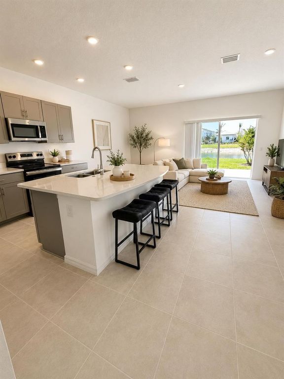 8749 WINTER BREEZE WAY, Sarasota, FL 34241