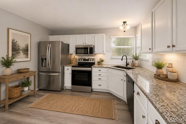 4 Iron Bridge Court, O'fallon, MO 63368