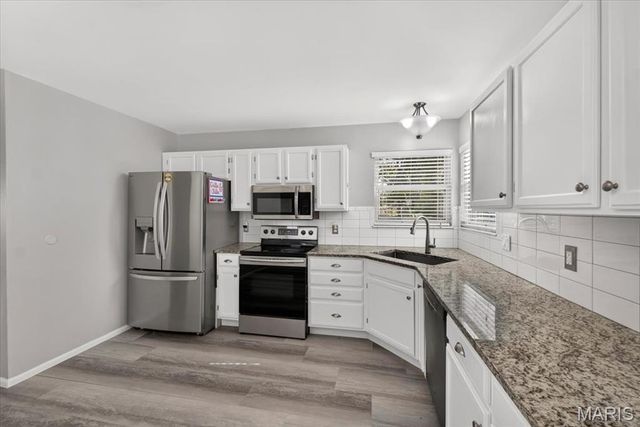 4 Iron Bridge Court, O'fallon, MO 63368