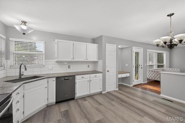 4 Iron Bridge Court, O'fallon, MO 63368