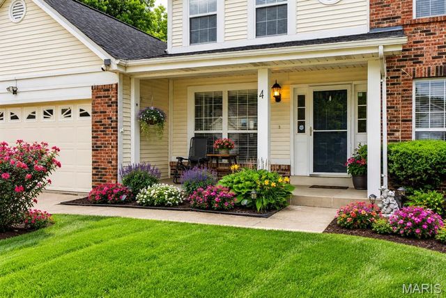 4 Iron Bridge Court, O'fallon, MO 63368