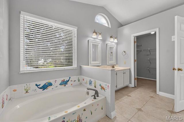 4 Iron Bridge Court, O'fallon, MO 63368