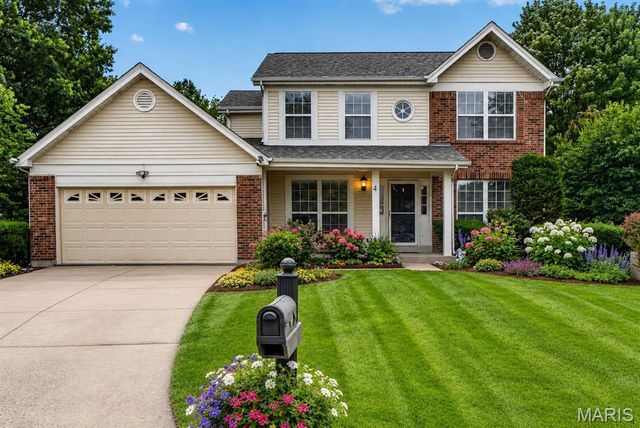 4 Iron Bridge Court, O'fallon, MO 63368