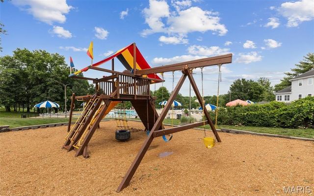 4 Iron Bridge Court, O'fallon, MO 63368