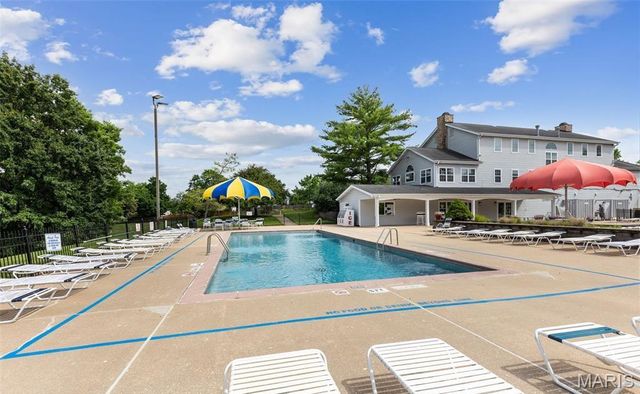 4 Iron Bridge Court, O'fallon, MO 63368