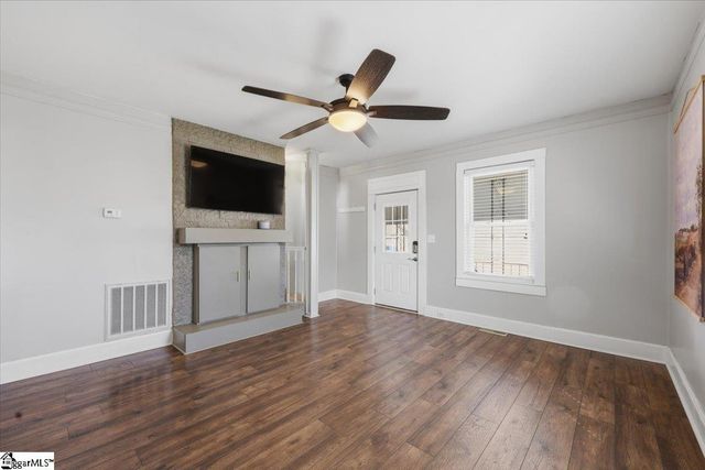 8 Circle Street, Travelers Rest, SC 29690