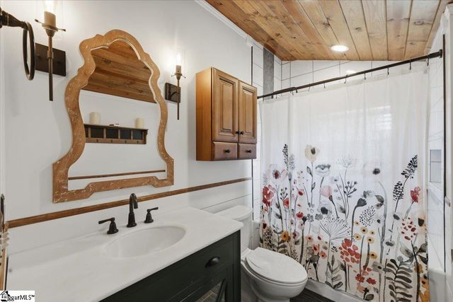 8 Circle Street, Travelers Rest, SC 29690