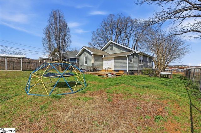 8 Circle Street, Travelers Rest, SC 29690