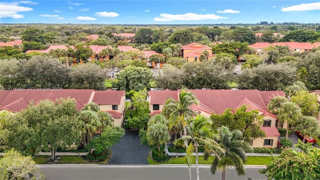 10524 NW 10th Street A-125, Plantation, FL 33322