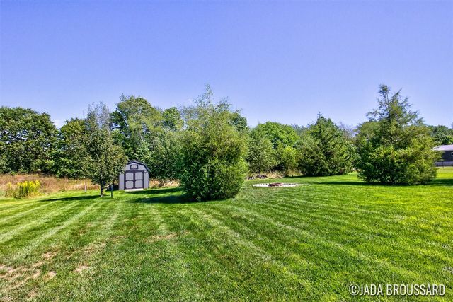 1162 Springview Court, Middleville, MI 49333