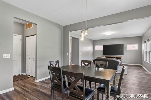 1162 Springview Court, Middleville, MI 49333