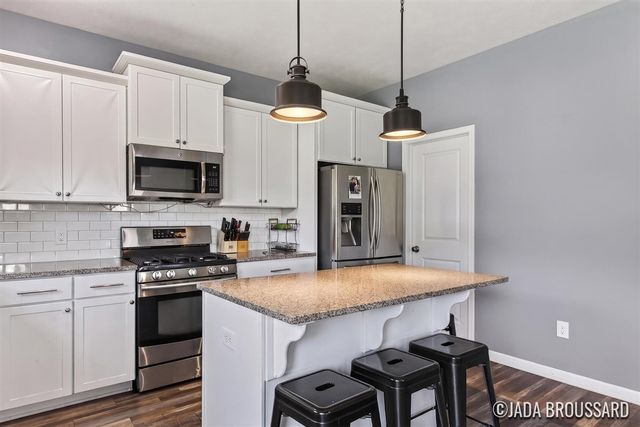 1162 Springview Court, Middleville, MI 49333