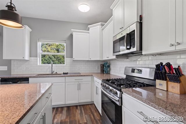 1162 Springview Court, Middleville, MI 49333