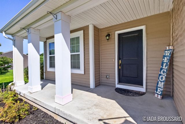 1162 Springview Court, Middleville, MI 49333