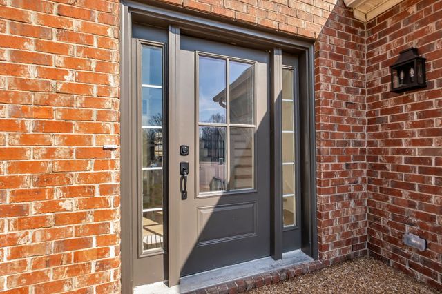 2073 Dinan Ct, Spring Hill, TN 37174