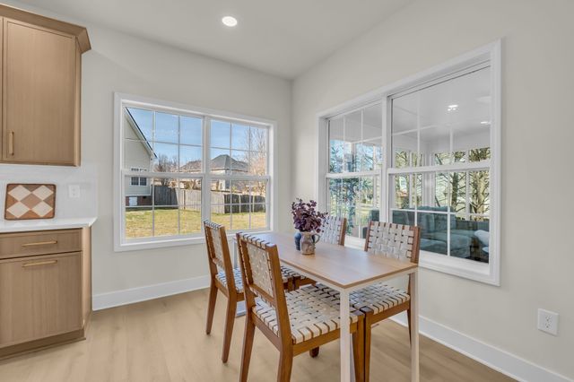 2073 Dinan Ct, Spring Hill, TN 37174