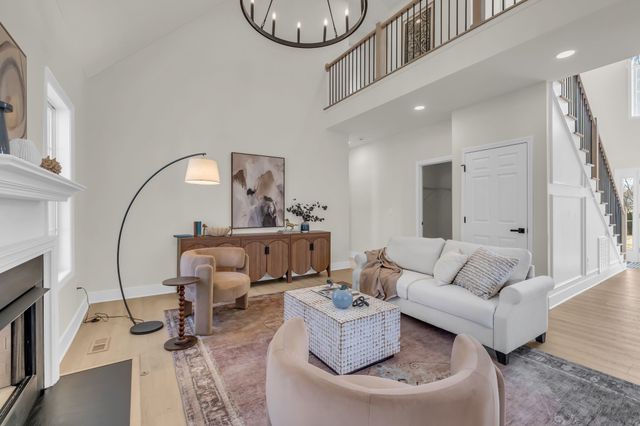 2073 Dinan Ct, Spring Hill, TN 37174