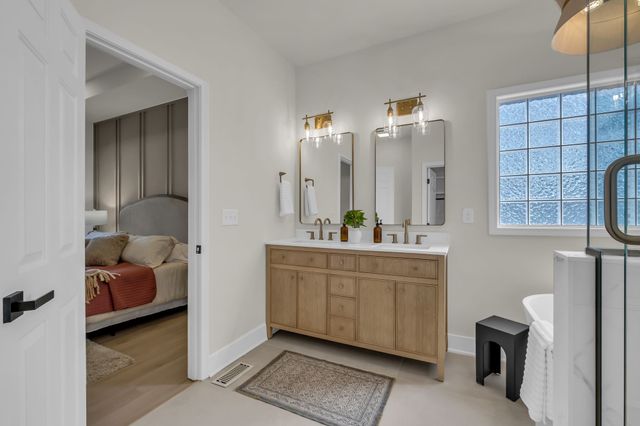 2073 Dinan Ct, Spring Hill, TN 37174