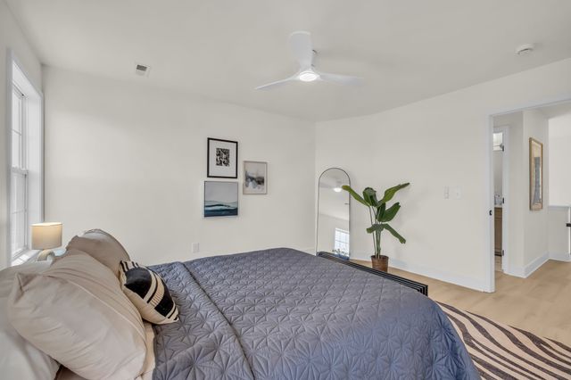 2073 Dinan Ct, Spring Hill, TN 37174