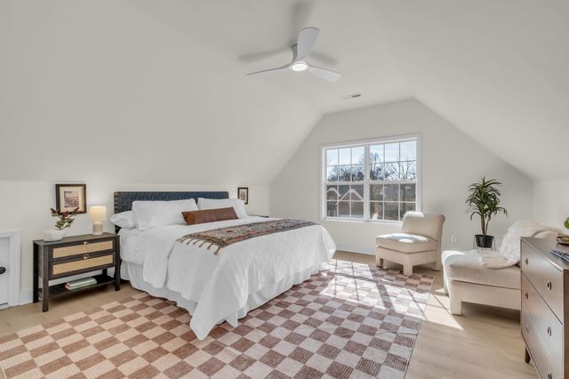 2073 Dinan Ct, Spring Hill, TN 37174