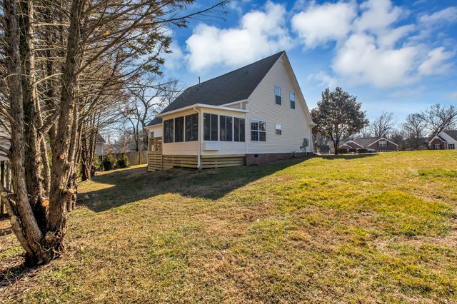 2073 Dinan Ct, Spring Hill, TN 37174