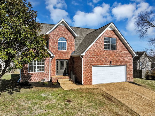 2073 Dinan Ct, Spring Hill, TN 37174