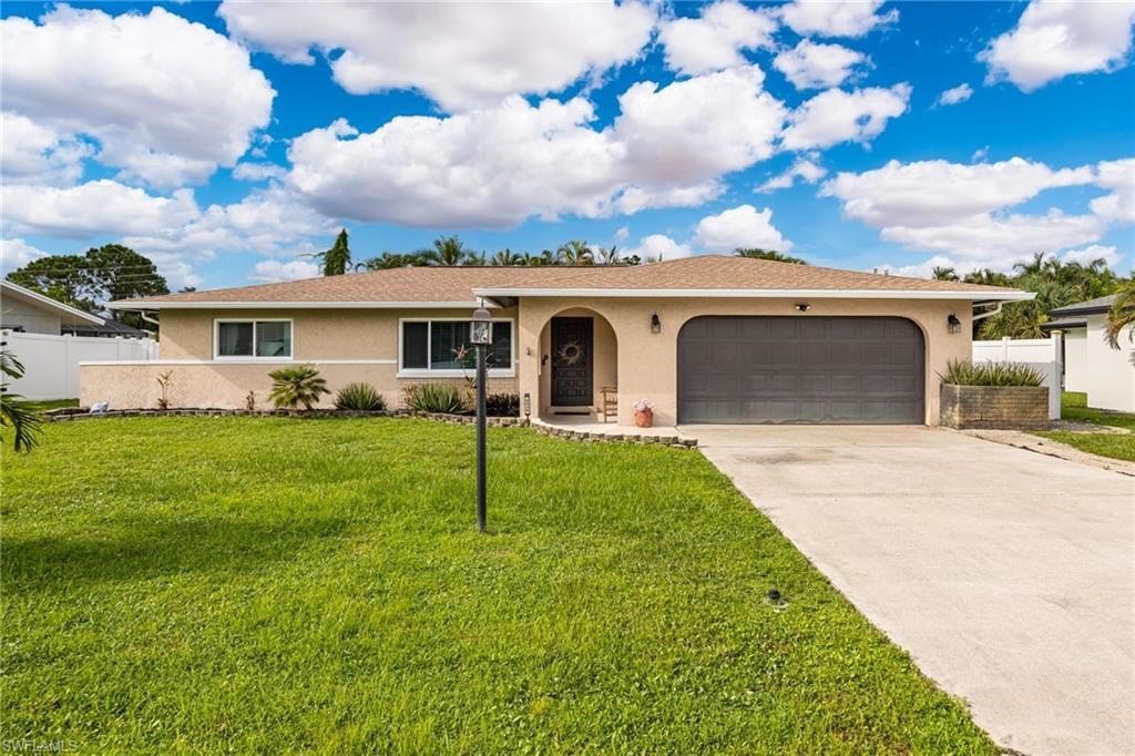 2439 Ephraim AVE, FORT MYERS, FL 33907 — photo 5