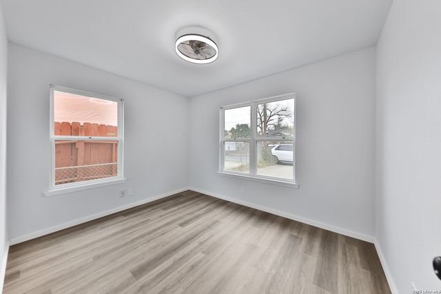 123 Calles, San Antonio, TX 78207