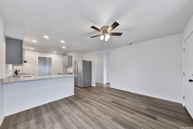 123 Calles, San Antonio, TX 78207