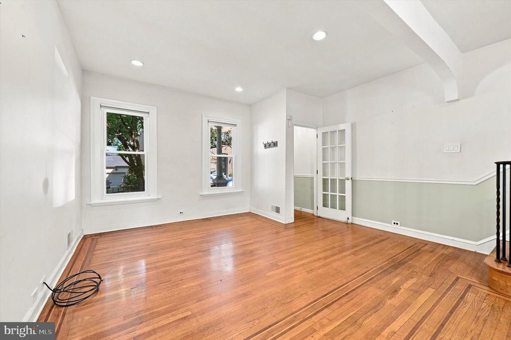 135 HERMIT ST, PHILADELPHIA, PA 19127 — photo 5