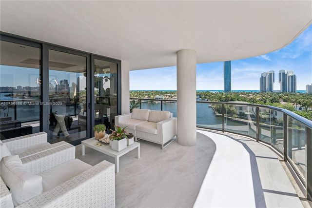 19667 Turnberry Way 8K, Aventura, FL 33180