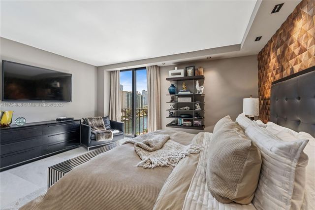 19667 Turnberry Way 8K, Aventura, FL 33180