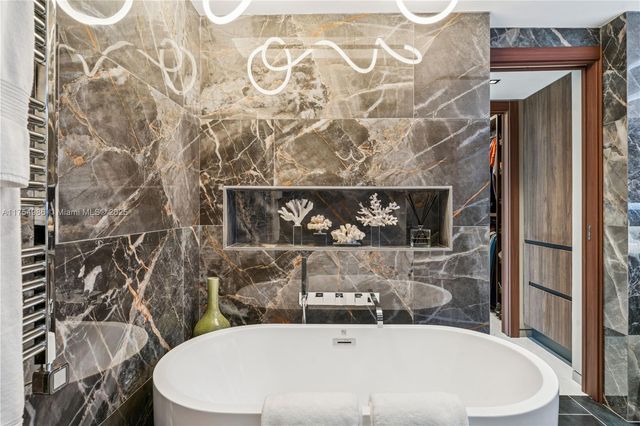 19667 Turnberry Way 8K, Aventura, FL 33180