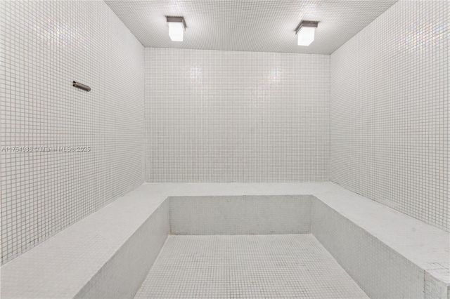 19667 Turnberry Way 8K, Aventura, FL 33180