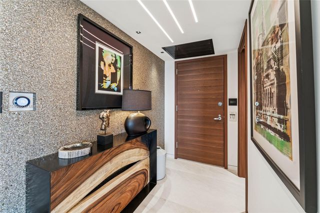 19667 Turnberry Way 8K, Aventura, FL 33180