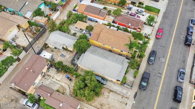 141 S Hayes Avenue, Oxnard, CA 93030