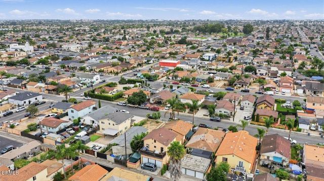 141 S Hayes Avenue, Oxnard, CA 93030