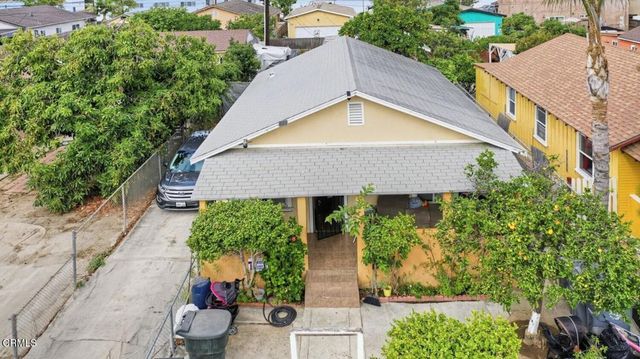141 S Hayes Avenue, Oxnard, CA 93030