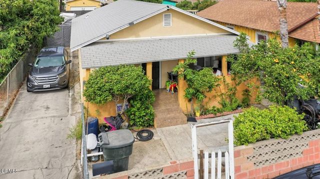 141 S Hayes Avenue, Oxnard, CA 93030