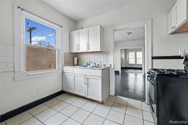 5510, 5512 Whitfield Street, Detroit, MI 48204