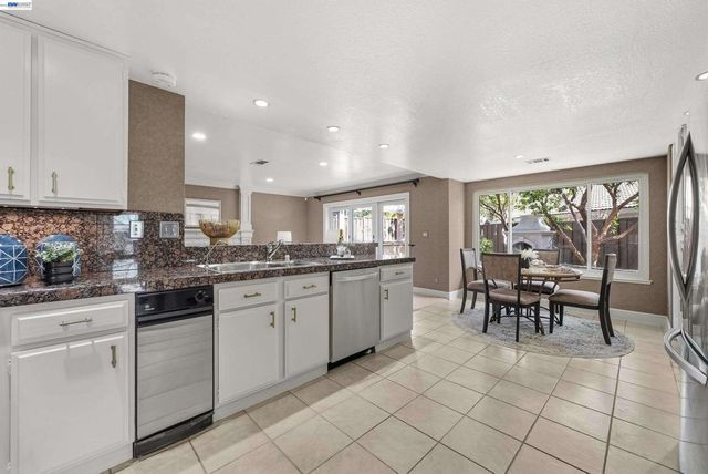 5445 5445 Canyon Crest Dr, San Ramon, CA 94582