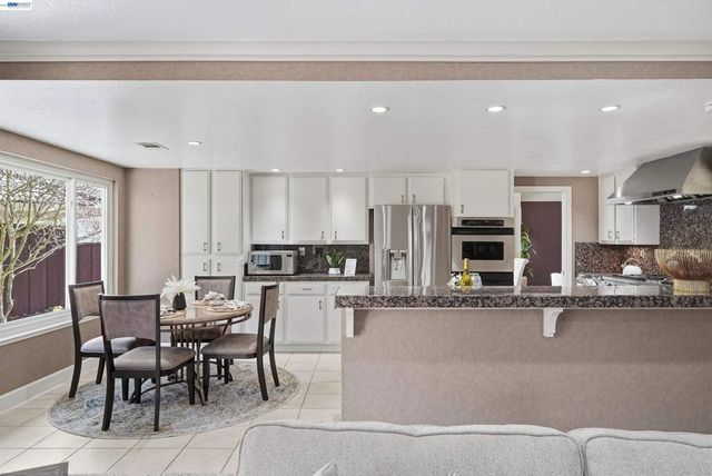 5445 5445 Canyon Crest Dr, San Ramon, CA 94582