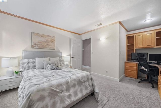 5445 5445 Canyon Crest Dr, San Ramon, CA 94582