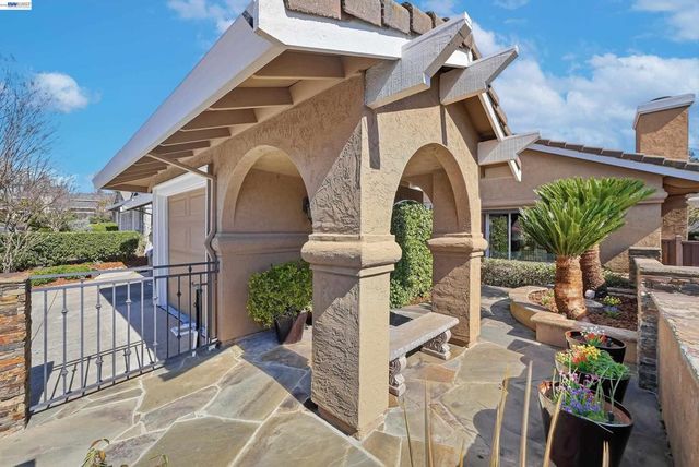 5445 5445 Canyon Crest Dr, San Ramon, CA 94582